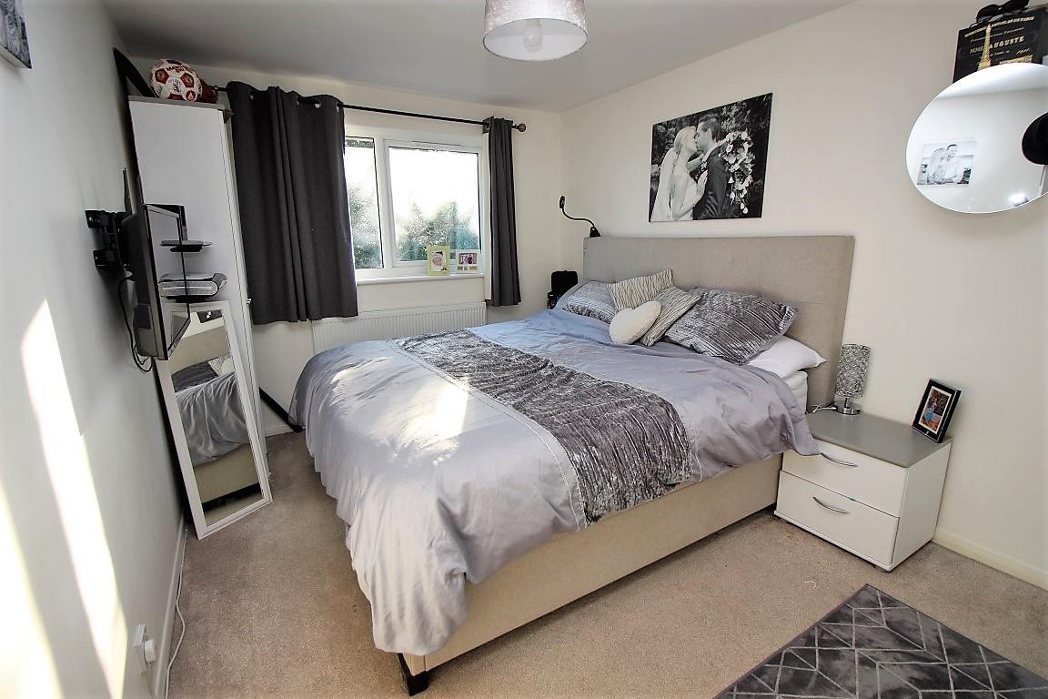 Dunstall Close, Tilehurst, Reading